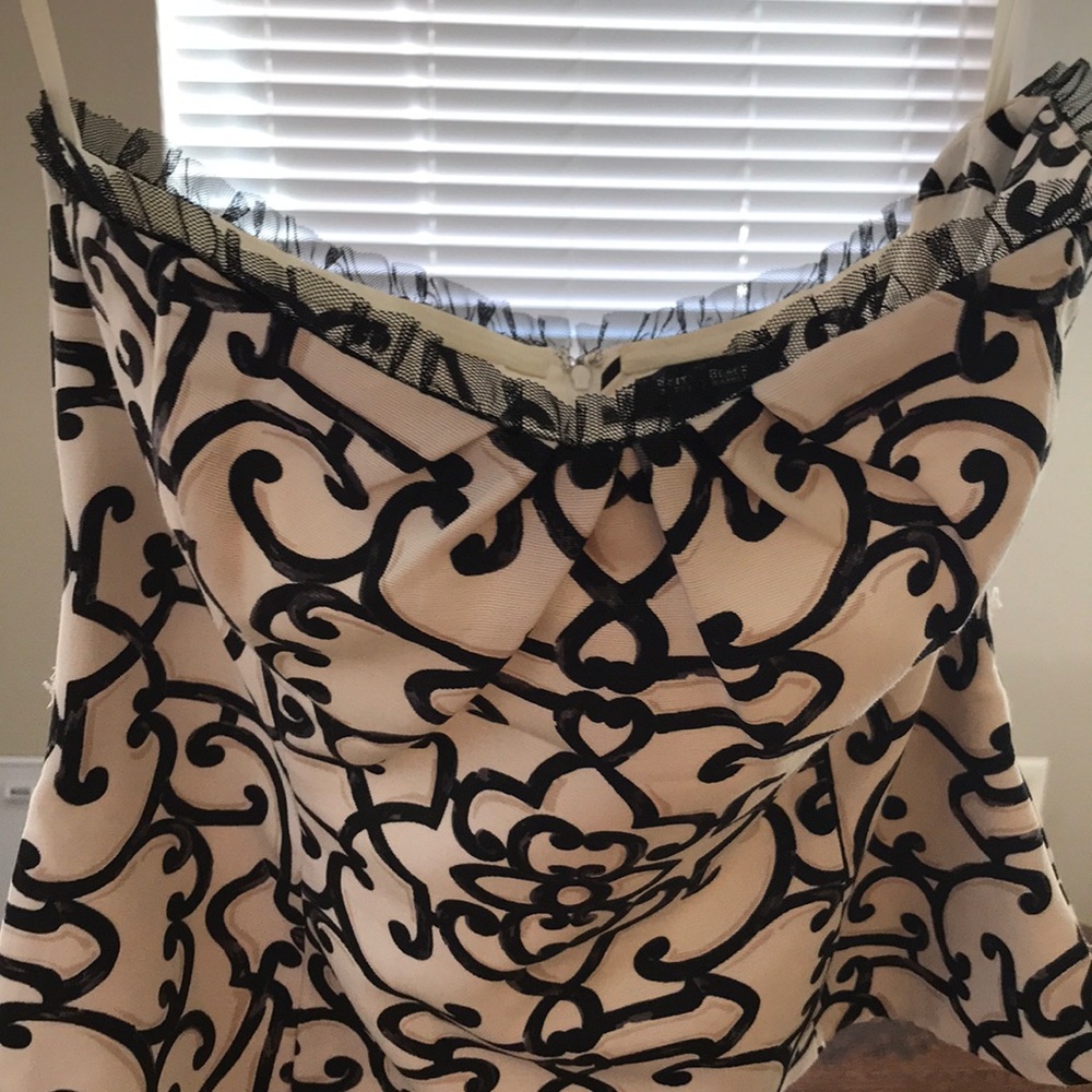 Bustier - Picture 2 of 4